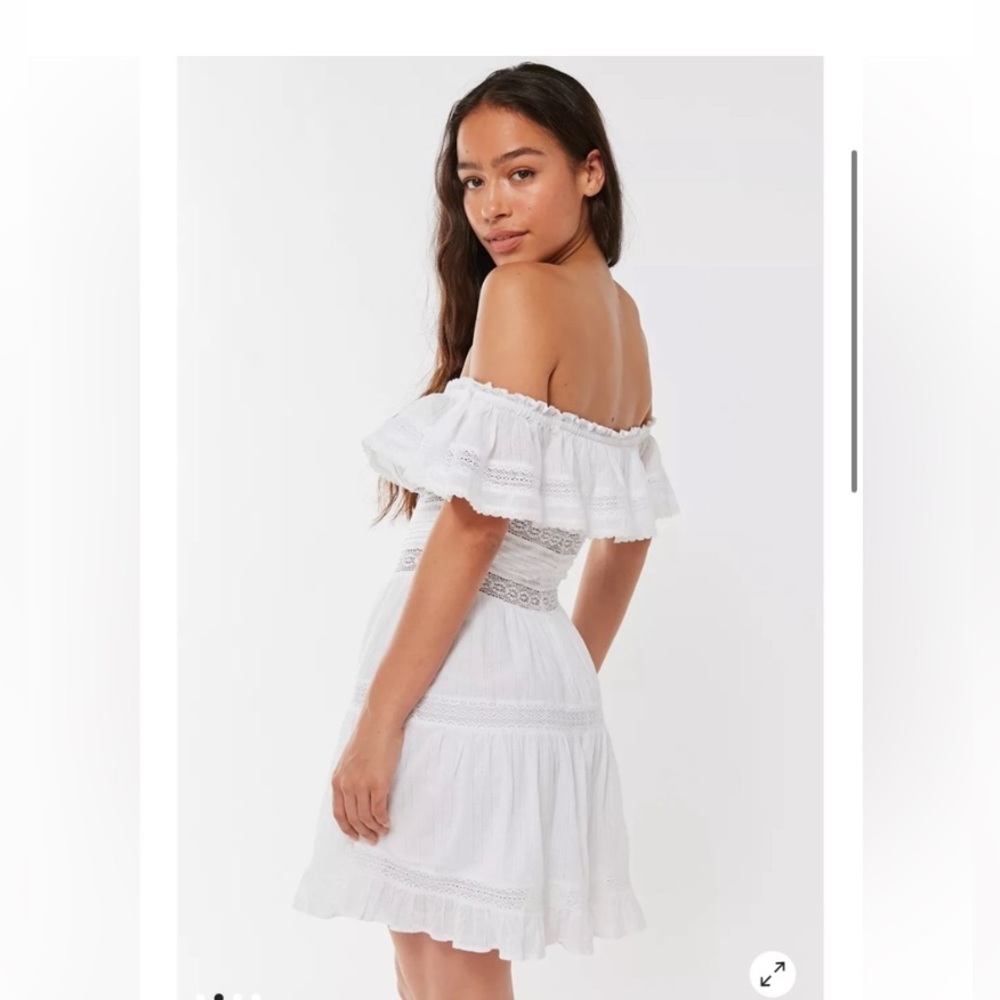 Rahi Ruffle Lace Panel Mini Dress. Color: White Size: Small - Picture 2 of 3